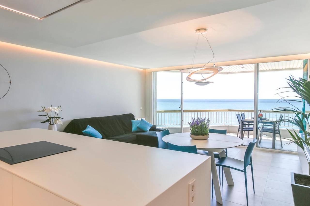 Magnifico Apartamento - Primera Linea De Mar Daire Calafell Dış mekan fotoğraf