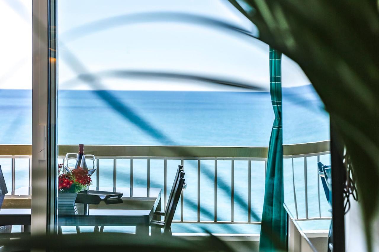 Magnifico Apartamento - Primera Linea De Mar Calafell Dış mekan fotoğraf