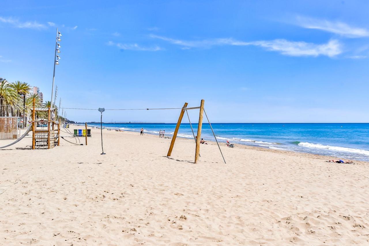 Magnifico Apartamento - Primera Linea De Mar Calafell Dış mekan fotoğraf